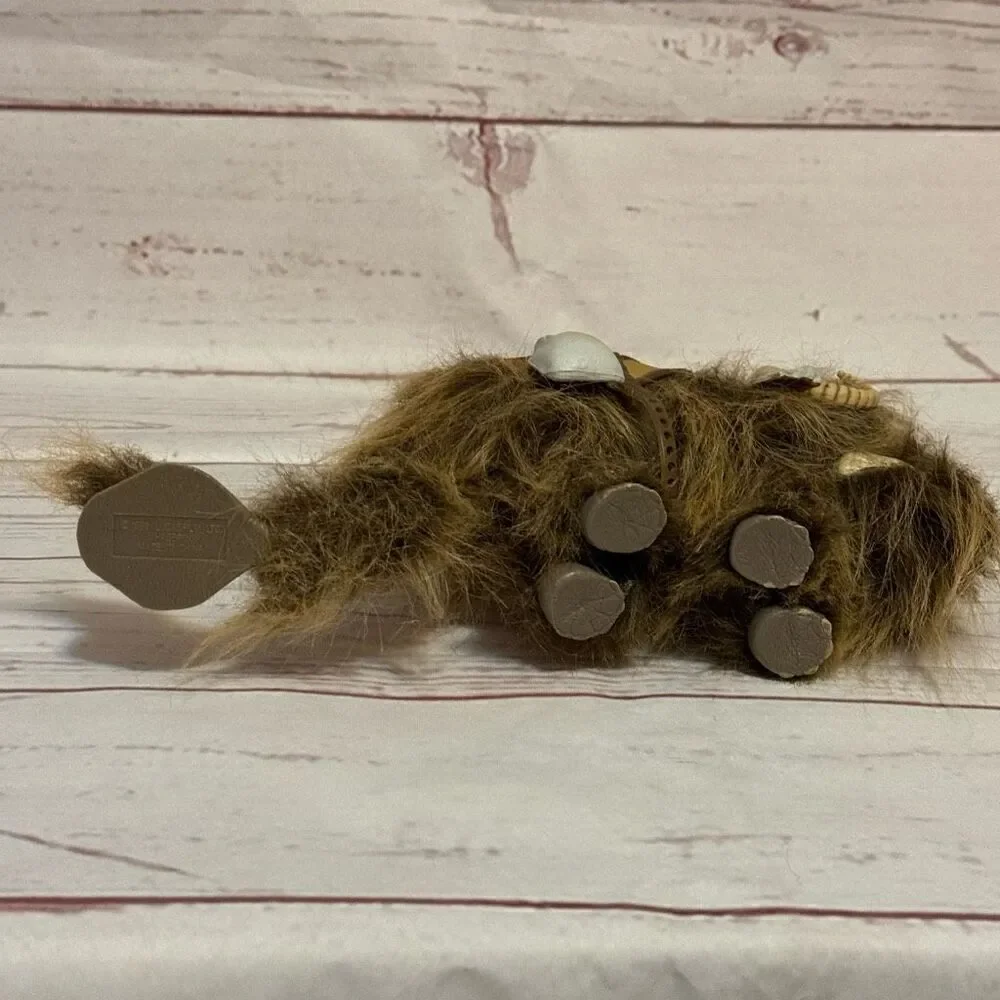 1998 Star Wars Power of the Force Bantha with Tusken Raider & Gaffi Stick Hasbro